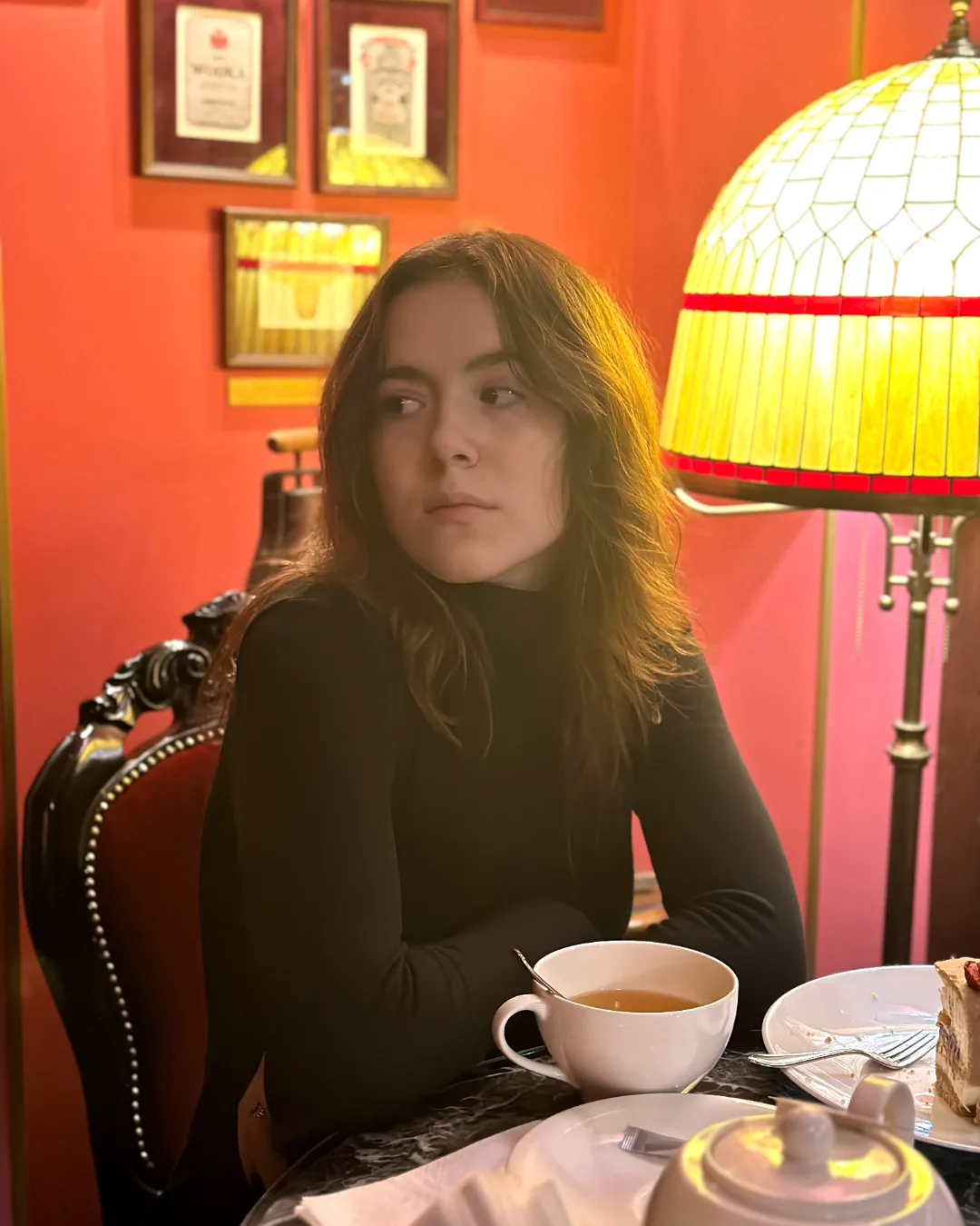 Портрет митця Anastasiia Stasiuk, який працює у стилі Illustrator, artist (Lviv, Україна) Фото 2 з 3.